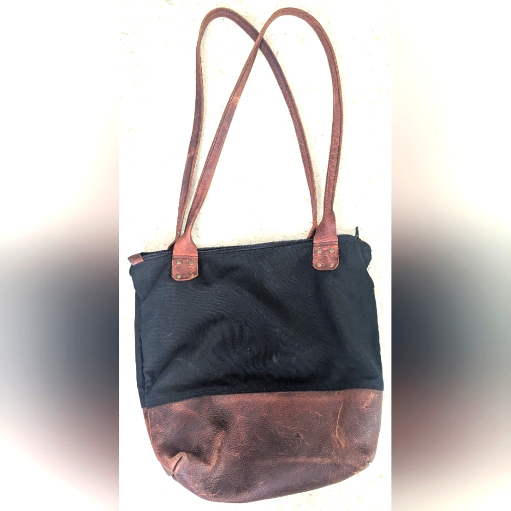 Jamie Nicole leather shoulder bag